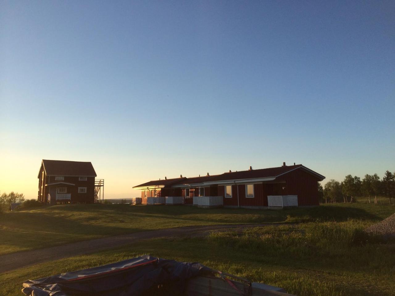 Moose Garden Villa Orrviken ภายนอก รูปภาพ